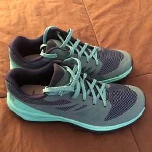 Salomon Outline GTX Hiking Shoe - Women's Size 6